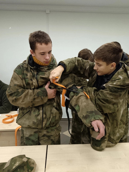 Военно-спортивная подготовка.